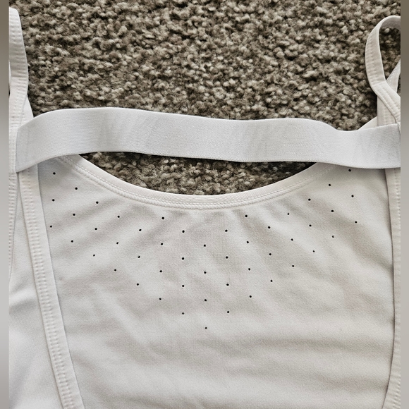 Nike strappy tank top white small - Picture 2 of 4